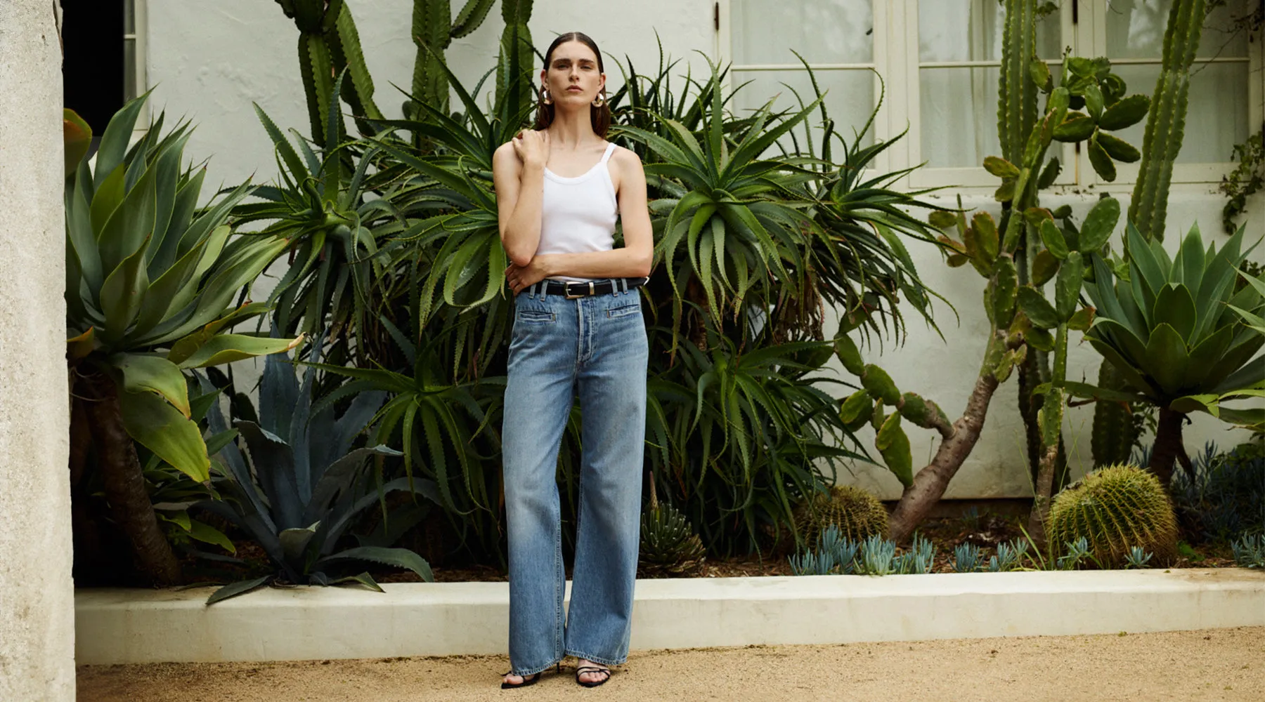 How to Style Jeans for a Casual Day Out